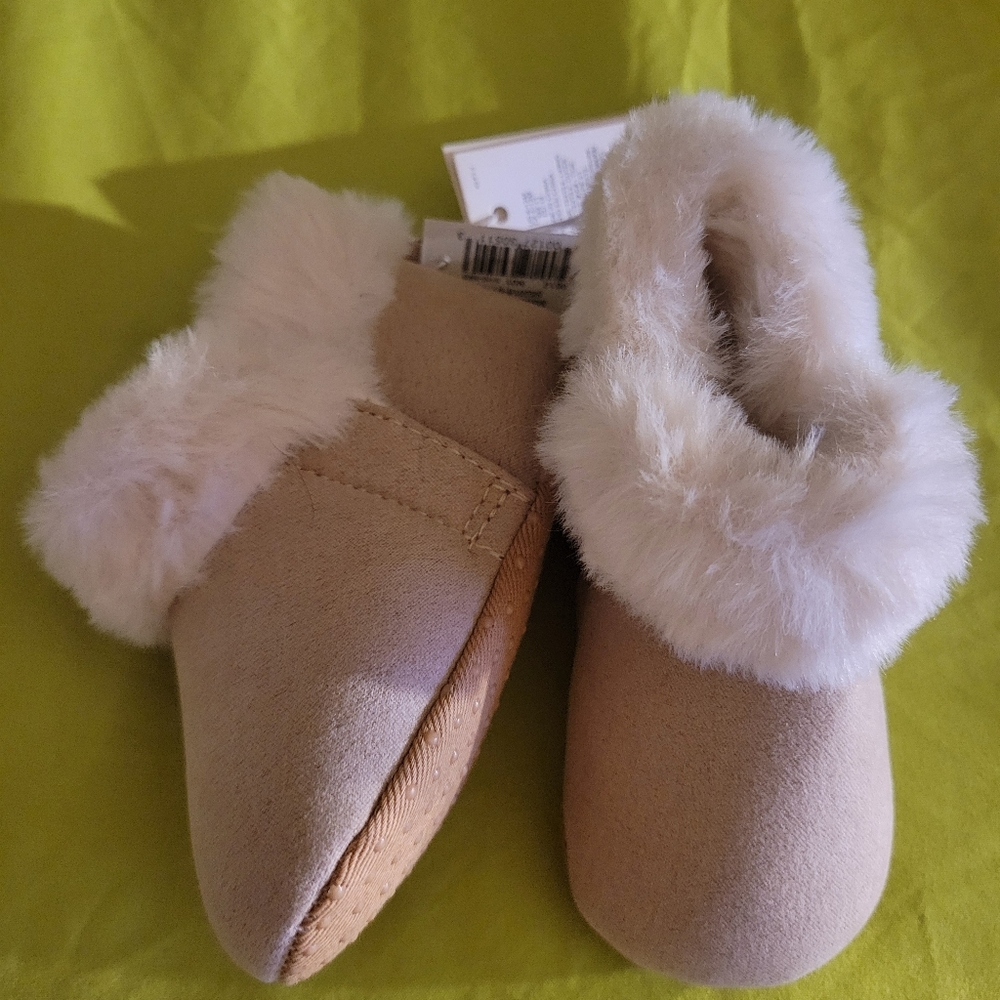 Old Navy Baby Booties with Faux Fur Trim - Cream